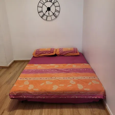 F2 Climatisee דירה *