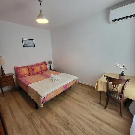 F2 Climatisée Appartement *